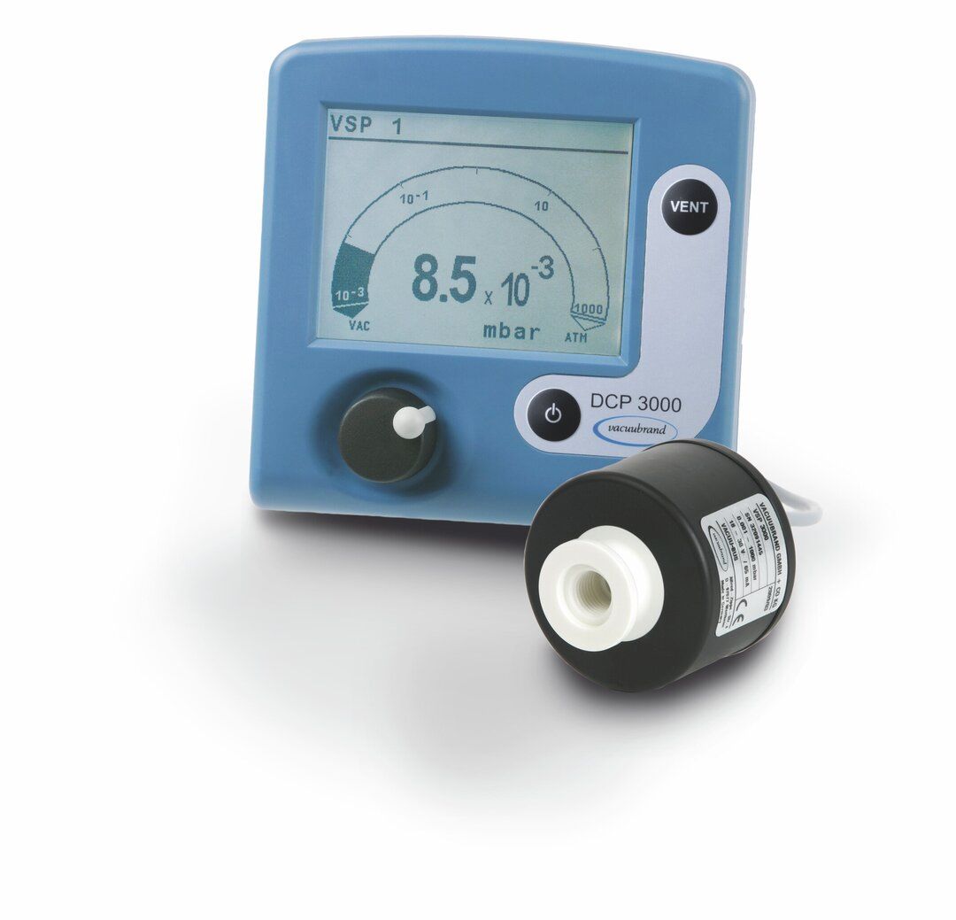 Vacuum gauge DCP 3000 complete withleads and gauge head VSP 3000 Pirani certification NRTL C US100 230 V 50 60 Hz plug CEE CH UK US AUS